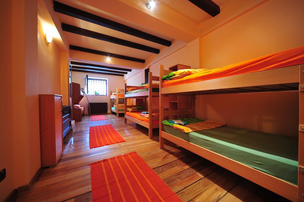 Hostel Bed N Beer Белград Номер фото