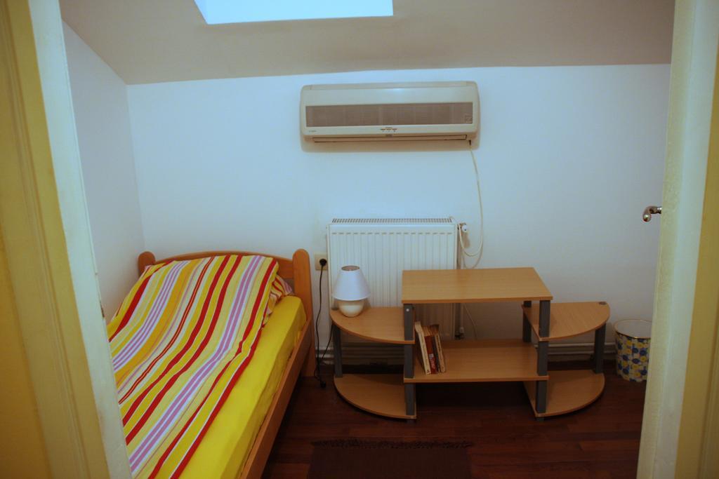 Hostel Bed N Beer Белград Номер фото