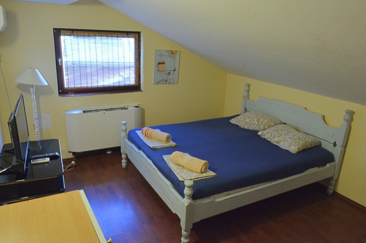 Hostel Bed N Beer Белград Екстер'єр фото